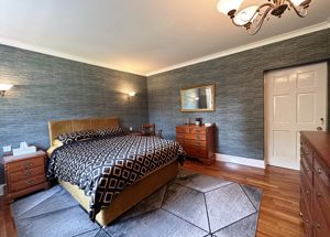 Photo 21- click for photo gallery